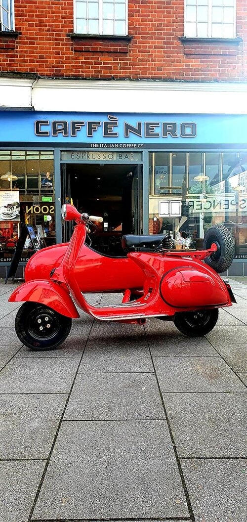 1955 Piaggio Vespa Image 2